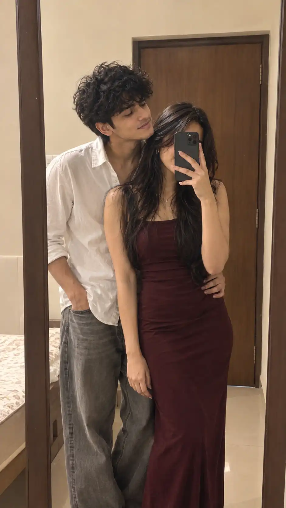 Example result for Couple Mirror Selfie AI image prompt